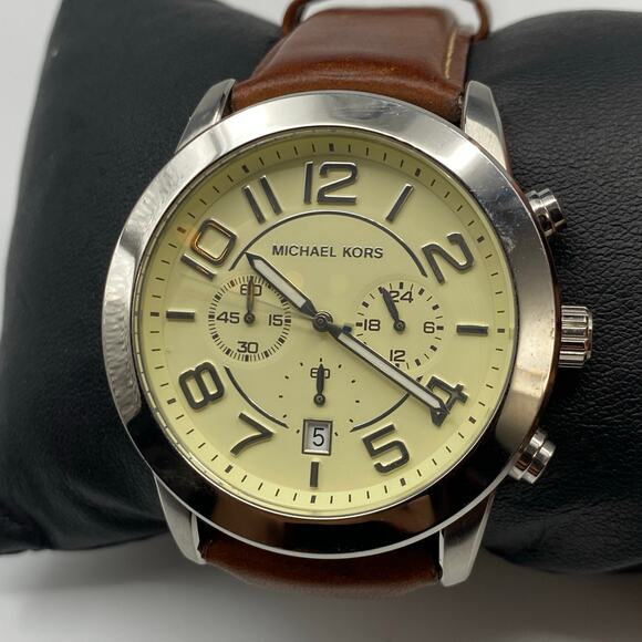 Men’s Michael Kors MK-8292 Chrono Stainless Leather Watch Working New Battery - Picture 6 of 9